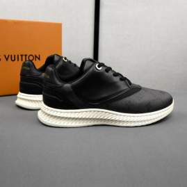 Picture of Louis Vuitton Shoes _SKULVsz38-44mnf041517078